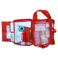 TROUSSE SOUPLE PLEINE 10 A 15 PERSONNES ROUGE